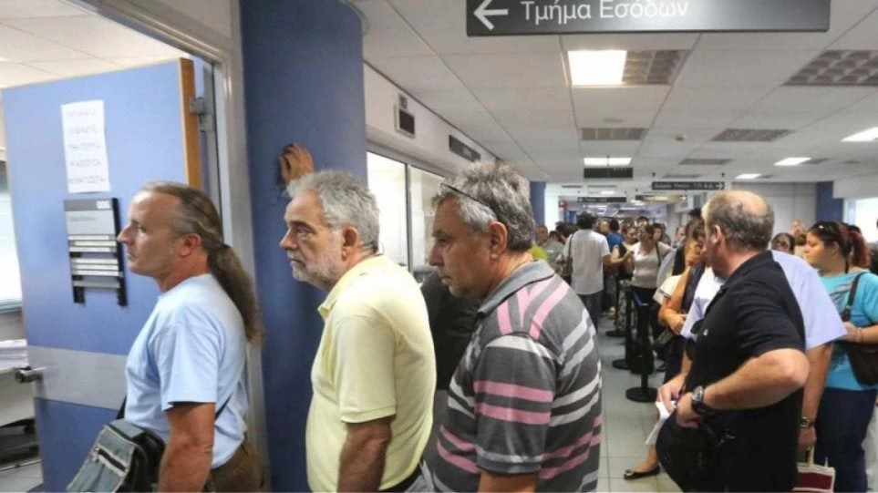 Προωθείται ρύθμιση για διαγραφή αμφισβητούμενων οφειλών στον ΟΑΕΕ